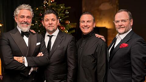 "Kitchen Impossible: Die Weihnachts-Edition 2025": (V.l.) Roland Trettl, Tim Mälzer, Tim Raue, Sepp Schellhorn.