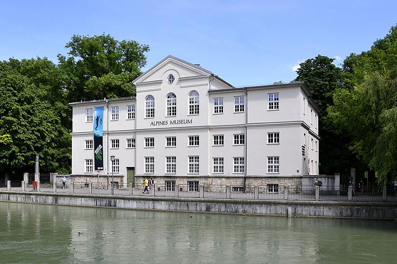 Im Haus des Alpinismus findet die Lesung von Michael Hampe statt.