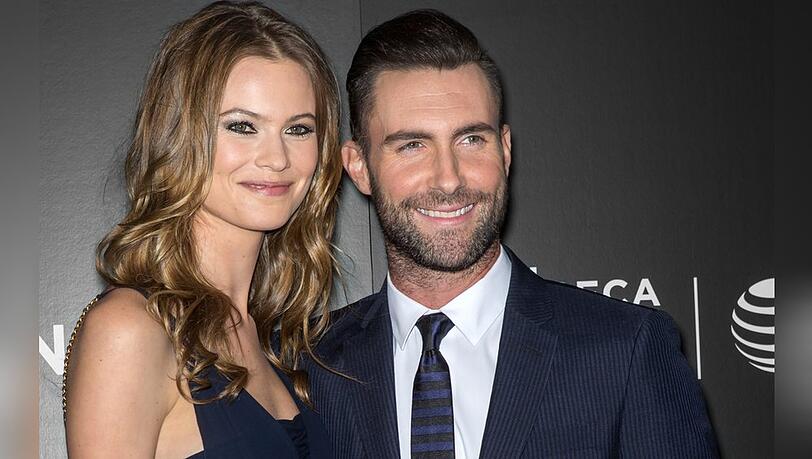 Behati Prinsloo und Adam Levine werden wieder Eltern.