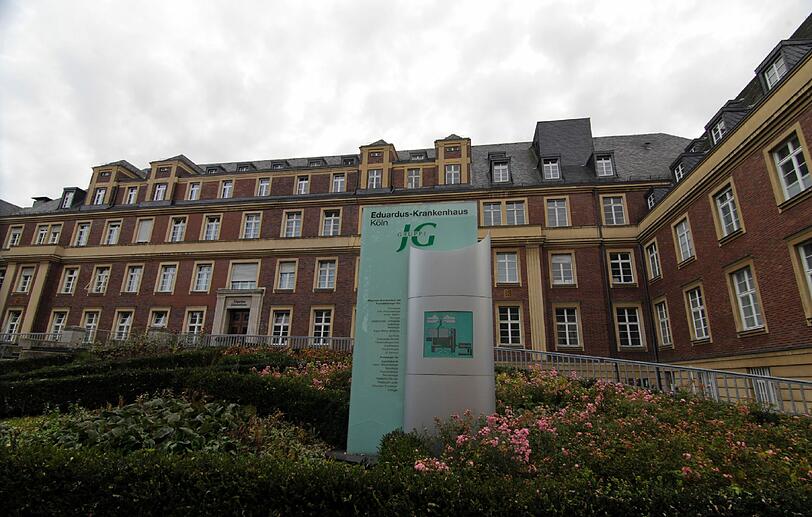 Nach seinem Suizidversuch liegt Rafati auf der Intensivstation des Krankenhauses in Köln-Holweide.