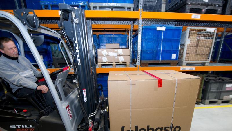 Der Autozulieferer Webasto stemmt die größte Übernahme seiner Unternehmensgeschichte und stärkt sein Asiengeschäft. Der Autozulieferer Webasto stemmt die größte Übernahme seiner Unternehmensgeschichte und stärkt sein Asiengeschäft.