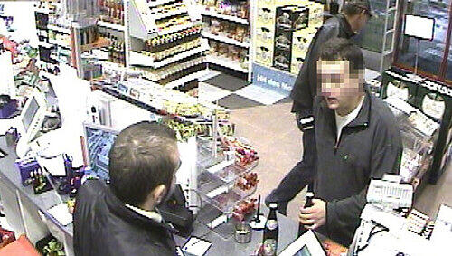 Ist er der Täter? Eine Zeugin will Sreto D. auf diesem Fahndungsbild erkannt haben. Ist er der Täter? Eine Zeugin will Sreto D. auf diesem Fahndungsbild erkannt haben.