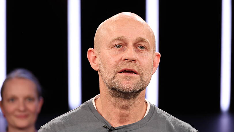 Jürgen Vogel ist erfolgreicher Schauspieler und siebenfacher Vater. Wie bringt er beides unter einen Hut?