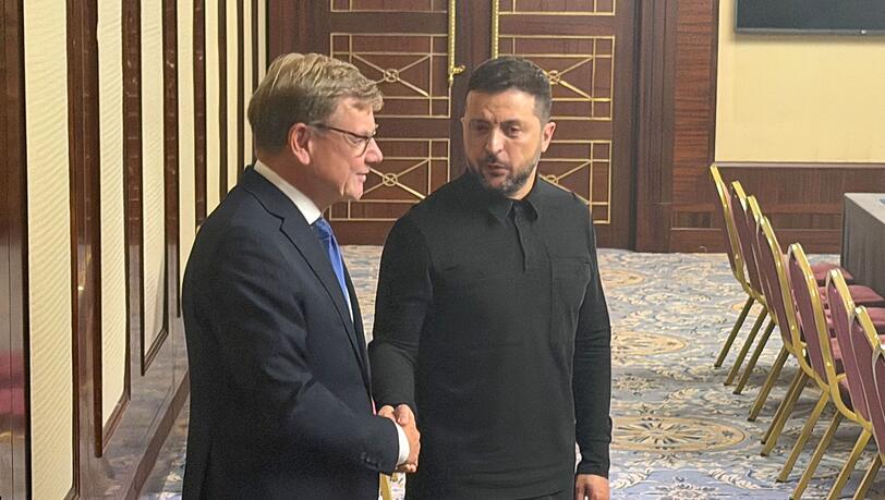 Bundesaußenminister Johann Wadephul (CDU) erwartet, dass die Ukraine den russischen Angriffskrieg gegen die Ukraine gewinnt. (Archivbild) Bundesaußenminister Johann Wadephul (CDU) erwartet, dass die Ukraine den russischen Angriffskrieg gegen die Ukraine gewinnt. (Archivbild)