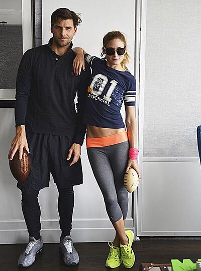 Immer richtig angezogen: Das deutsche Model Johannes Huebl mit Frau Olivia Palermo