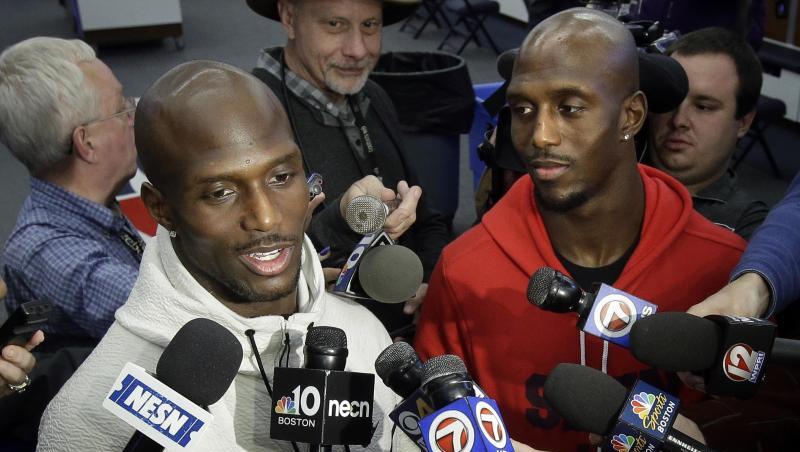 Jason McCourty (l) und sein Bruder Devin (r) können sich einen Besuch im Weißen Haus nur schwer vorstellen. Jason McCourty (l) und sein Bruder Devin (r) können sich einen Besuch im Weißen Haus nur schwer vorstellen.