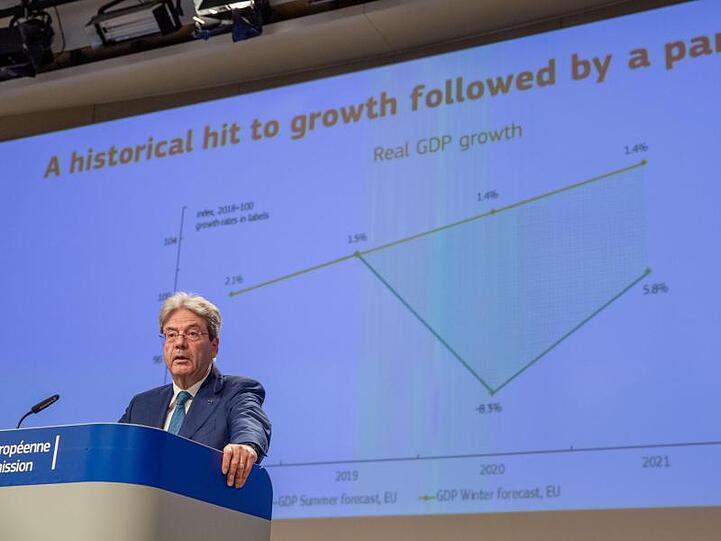 Der ökonomische Schaden der Pandemie war noch größer als gedacht, sagt Paolo Gentiloni, EU-Kommissar für Wirtschaft.