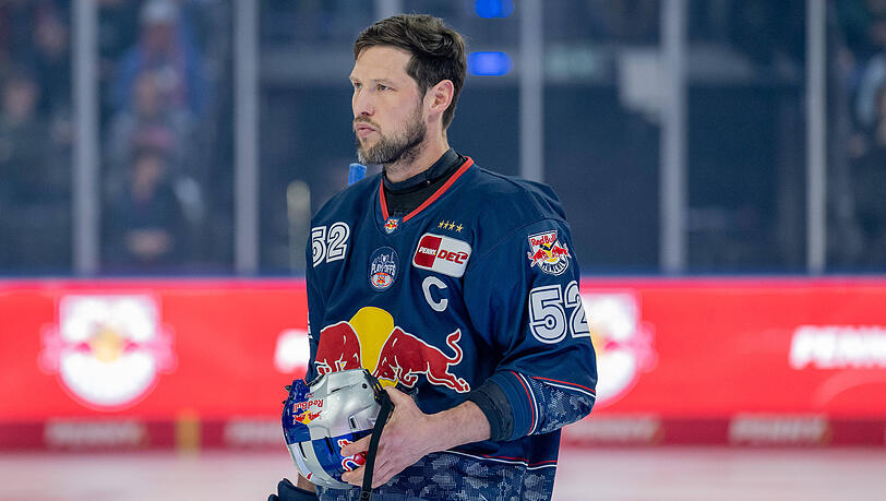 Patrick Hager spielt seit 2017 für den EHC Red Bull München und ist seit 2019 der Kapitän des Teams. Patrick Hager spielt seit 2017 für den EHC Red Bull München und ist seit 2019 der Kapitän des Teams.