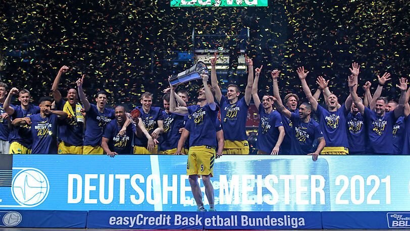 Dieses Bild soll sich aus Sicht der Bayern-Basketballer nicht wiederholen: Alba Berlin feiert die Meisterschaft. Dieses Bild soll sich aus Sicht der Bayern-Basketballer nicht wiederholen: Alba Berlin feiert die Meisterschaft.