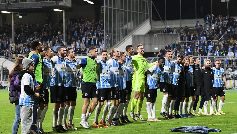 Nach der Pokalsensation gegen Schalke wollen sie auch in Liga drei endlich wieder siegen: die Profis des TSV 1860.