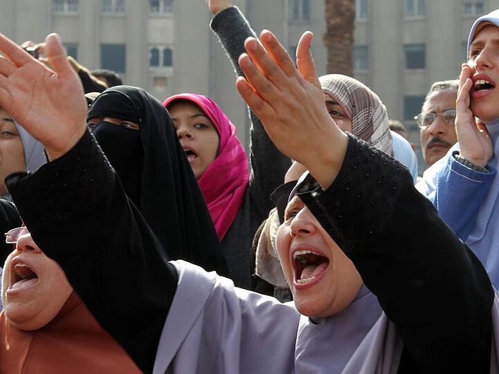 Massen gegen Mubarak: Demonstrationen am Tahrir-Platz