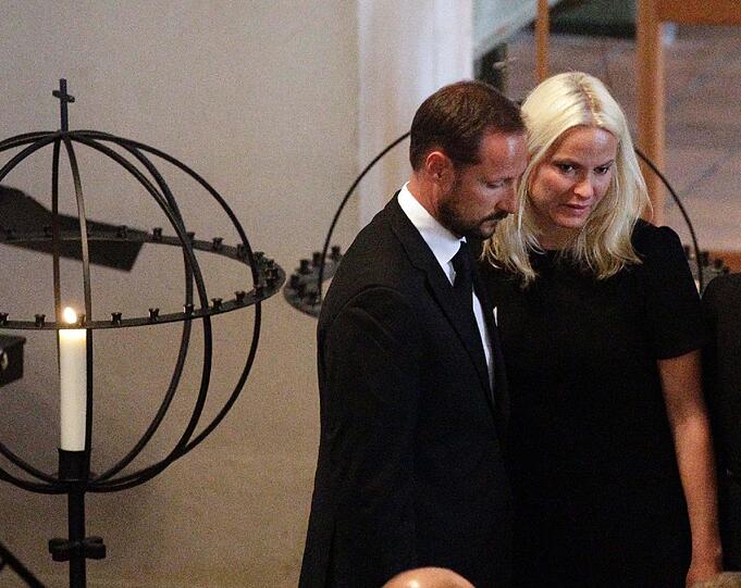 Kronprinzessin Mette-Marit: Ihr Stiefbruder ist unter den Todesopfern des Massakers