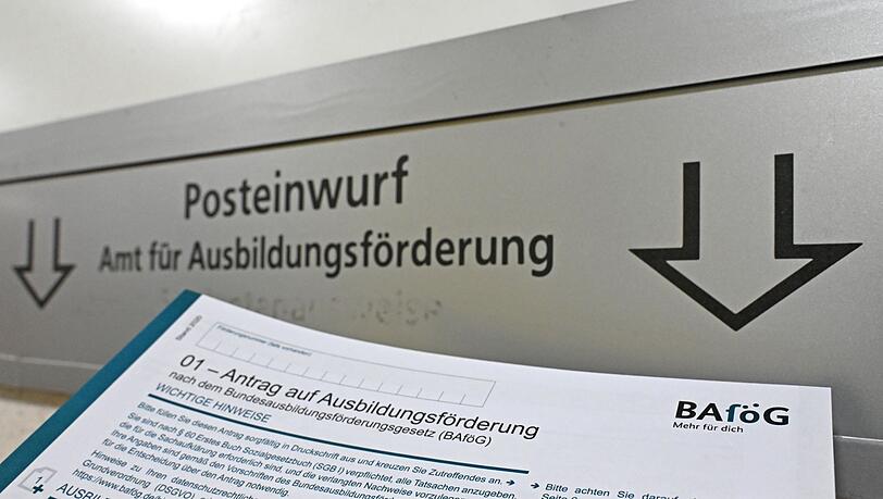 Eine Baf&ouml;g-Reform soll kommen - nur wann? (Illustration)