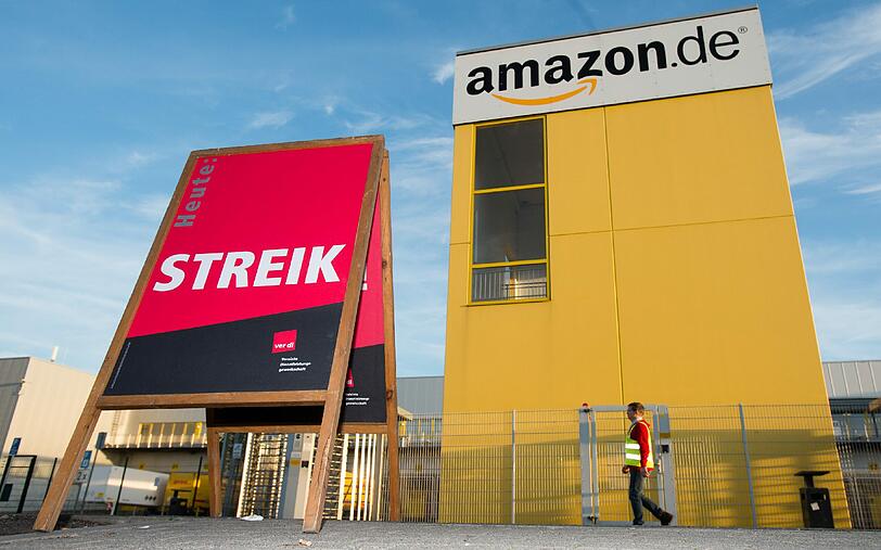 Pünktlich zum Weihnachtsgeschäft müssen Kunden wieder länger auf bestellte Geschenke warten.