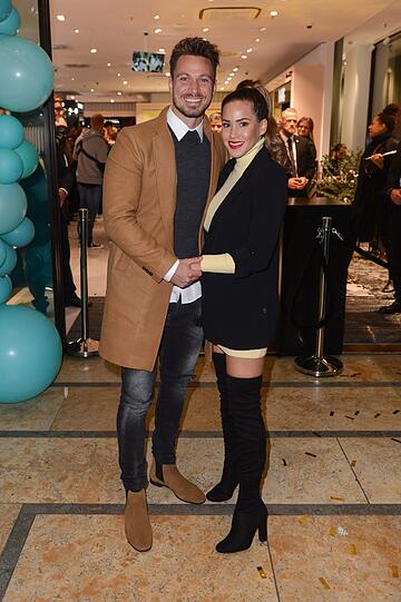 Sebastian Pannek mit Freundin Angelina Heger