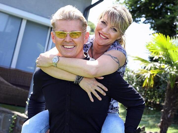 Markus Mörl, Neue-Deutsche-Welle-Star, und seine Freundin Yvonne König, ebenfalls Schlagersängerin.