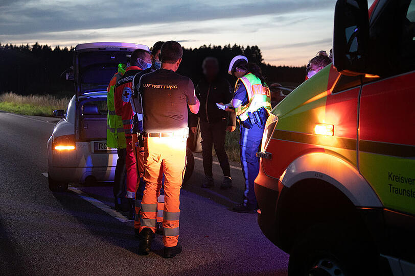 Der Motorradfahrer prallte mit hoher Wucht in einen abbiegenden Audi und zog sich dabei tödliche Verletzungen zu.