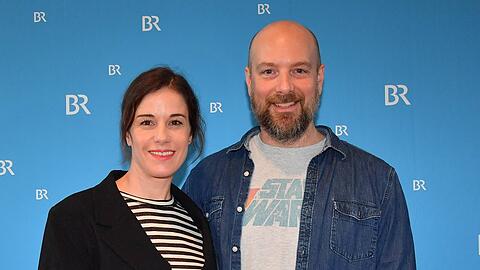 Die Schauspieler Stephan Zinner und seine "Himmel, Herrgott, Sakrament"-Serienkollegin Anne Schäfer beim BR-Filmbrunch.