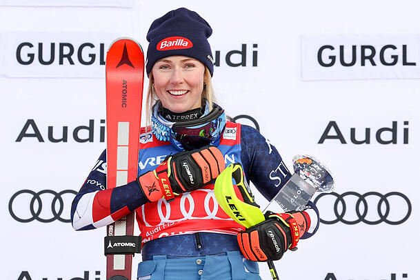 Mikaela Shiffrin ist eine US-amerikanische Skirennläuferin. Was hat Felix Neureuther über sie zu sagen? Mikaela Shiffrin ist eine US-amerikanische Skirennläuferin. Was hat Felix Neureuther über sie zu sagen?