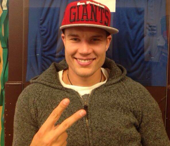 Holger Badstuber grüßt seine Fans über die sozialen Netzwerke. Aktuell ist er nach seinem Kreuzbandriss noch in Reha. Mit rund 400.000 Facebook-Fans liegt er trotz seiner langen Auszeit auf Platz 12.