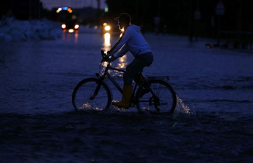 Magdeburg - eine Stadt kämpft gegen das Hochwasser: Die Bilder vom Wochenende und Montag.