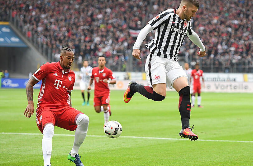 Jerome Boateng: Note 3. Der Abwehrboss begann die Partie mit einem tollen Zuspiel auf Lahm. Legte dann aber Huszti unfreiwillig das 1:1 auf. Kompromisslos im Zweikampf.