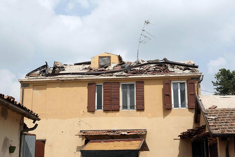 Tornado in Norditalien: Die Bilder von der Zerstörung.