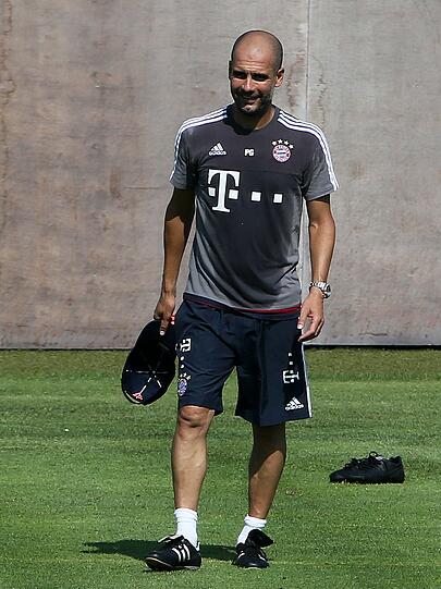 Bei über 30 Grad: Hier schuften die Bayern-Stars am Dienstagmorgen für die Saisonvorbereitung.