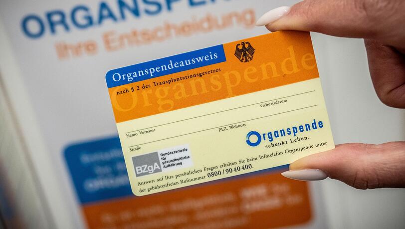 Auf www.organspende-register.de können Menschen ab 16 Jahren dokumentieren, ob sie zu einer Organspende nach dem Tod bereit sind oder nicht.