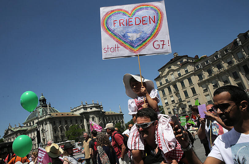 Großdemonstration in München gegen den G7-Gipfel: Die Bilder von der Protestkundgebung.