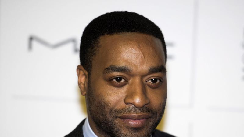 Der britische Star Chiwetel Ejiofor British bei will den Bestseller "The Short and Tragic Life of Robert Peace" von Autor Jeff Hobbs verfilmen. Der britische Star Chiwetel Ejiofor British bei will den Bestseller "The Short and Tragic Life of Robert Peace" von Autor Jeff Hobbs verfilmen.