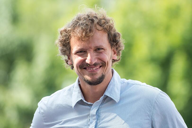 Marcus H. Rosenmüller: Der 45-jährige Regisseur aus Hausham debütierte 2006 mit "Wer früher stirbt ist länger tot", es folgten u.a. "Räuber Kneißl" und "Sommer in Orange".