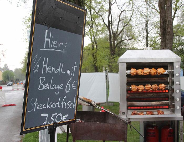 Selten ist eine Veranstaltung in Harlaching so umstritten gewesen wie das diesjährige Burschenfest. Die AZ hat sich selber ein Bild gemacht.
