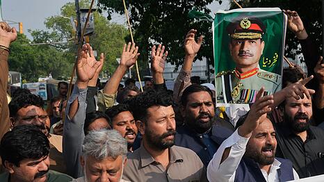 Pakistans Armeechef, Feldmarschall Asim Munir, verbindet eine enge Beziehung mit US-Pr&auml;sident Donald Trump. (Archivbild)