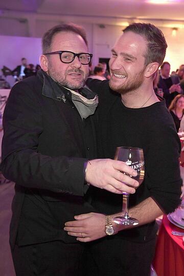 Samuel Finzi mit Frederik Lau