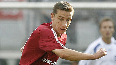 Bleibt dem Club auch in Liga zwei treu: Marek Mintal.