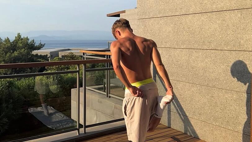 Training mit Ausblick: Lennart Karl arbeitet auch in Spanien am Comeback.