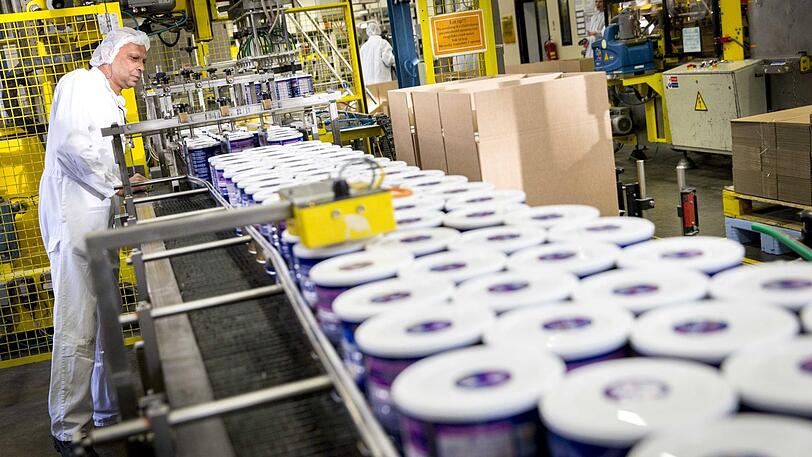 Im Juli 2021 wird das Danone-Werk in Rosenheim dicht gemacht. 160 Mitarbeiter sind von der Schließung betroffen. (Symbolbild)