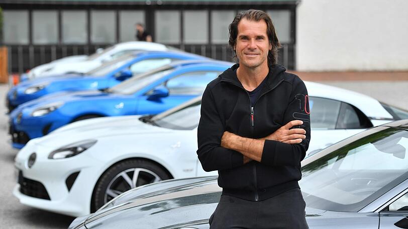Ex-Tennisprofi Tommy Haas durfte mit dem Alpine sogar nach Berlin düsen.