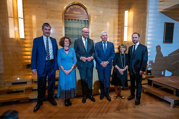 Unter den Ehrengästen waren auch Ministerpräsident Markus Söder (CSU), Charlotte Knobloch und der Pianist Igor Levit. Unter den Ehrengästen waren auch Ministerpräsident Markus Söder (CSU), Charlotte Knobloch und der Pianist Igor Levit.