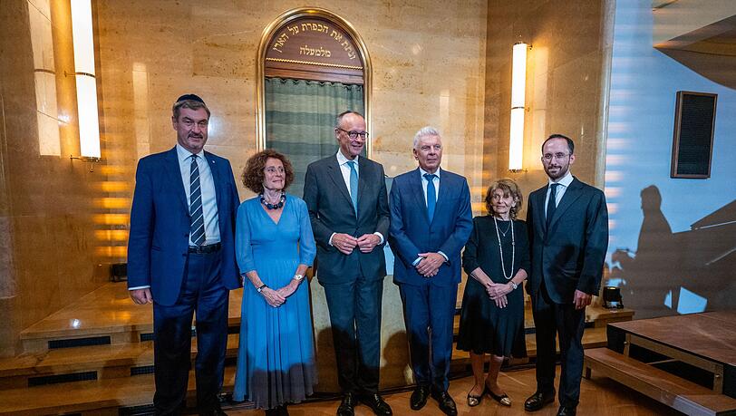 Unter den Ehrengästen waren auch Ministerpräsident Markus Söder (CSU), Charlotte Knobloch und der Pianist Igor Levit. Unter den Ehrengästen waren auch Ministerpräsident Markus Söder (CSU), Charlotte Knobloch und der Pianist Igor Levit.