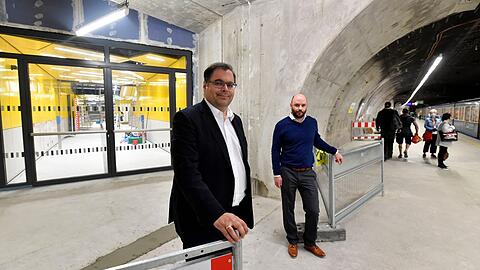 MVG-Chef Ingo Wortmann (l.) und Projektleiter Andreas Schmid am neuen Durchgang.