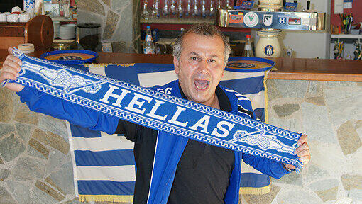 In München spielt der höchstklassige griechische Fußballklub der Republik – zu Besuch bei Athanasios Mentis vom Herakles SV. In München spielt der höchstklassige griechische Fußballklub der Republik – zu Besuch bei Athanasios Mentis vom Herakles SV.