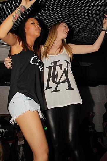 "Wie ein Phönix aus der Asche" am Samstag im Crown's Club . Mehr Bilder gibt's unter: www.nachtagenten.de