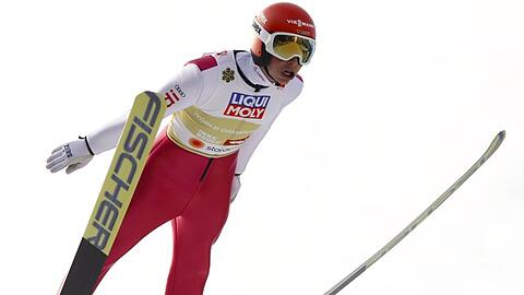 Eric Frenzel zeigte im Teamsprint einen starken Sprung.