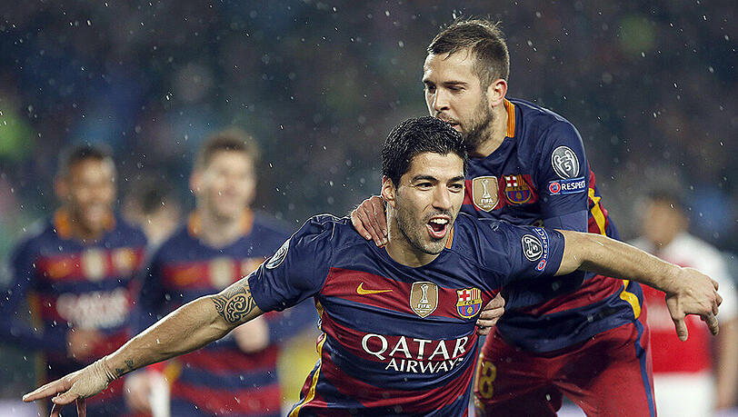 Jubel beim FC Barcelona: Die Katalanen stehen nach zwei souveränen Auftritten erneut im Viertelfinale der Champions League. Jubel beim FC Barcelona: Die Katalanen stehen nach zwei souveränen Auftritten erneut im Viertelfinale der Champions League.