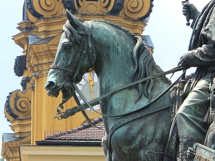 Kranbefehlshaber König Ludwig.