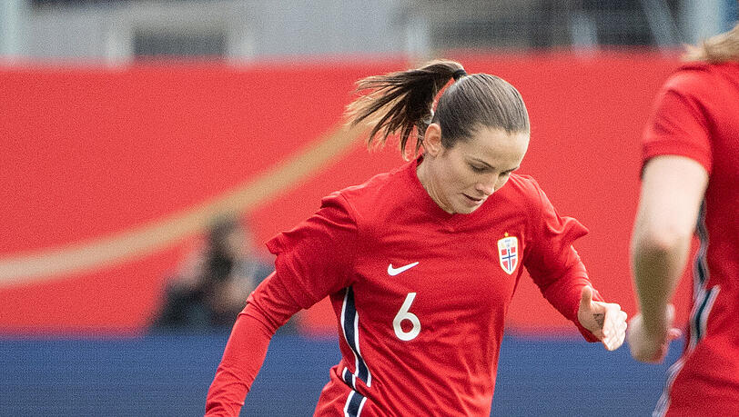 Die norwegische Nationalspielerin Tuva Hansen wechselt zum FC Bayern. (Archivbild)