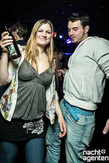 Feinsten Deep House und ausgelassene Stimmung gab es am Samstag im 8 Below. Mehr Fotos von dieser Party auf: www.nachtagenten.de
