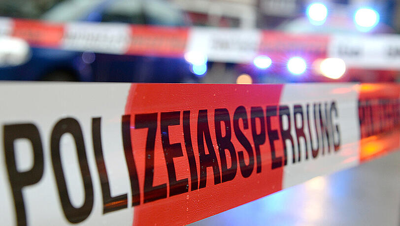Noch weiß die Polizei nicht, wie die drei Personen ums Leben gekommen sind. (Symbolbild) Noch weiß die Polizei nicht, wie die drei Personen ums Leben gekommen sind. (Symbolbild)